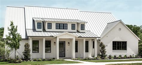 one story house with metal roof